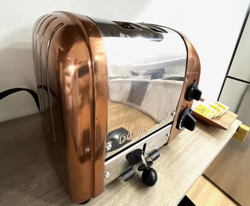 Huge Patio Washerdryer 1 Bedroom Banyan Free Parking 5 Min To Beach Honolulu Buitenkant foto